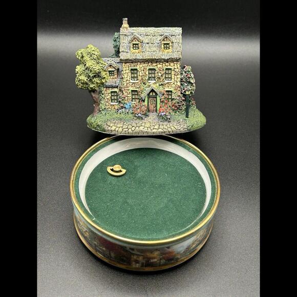 Thomas Kinkade Music Box Stone Brook Inn  A1417 Music Box Works Lite Not  Tested - Picture 5 of 8